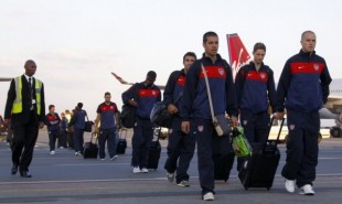 USMNT arrives in SA, schedules post-WC against Brazil, more...