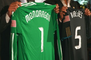 Mondragon and Valdes unveiling in pictures