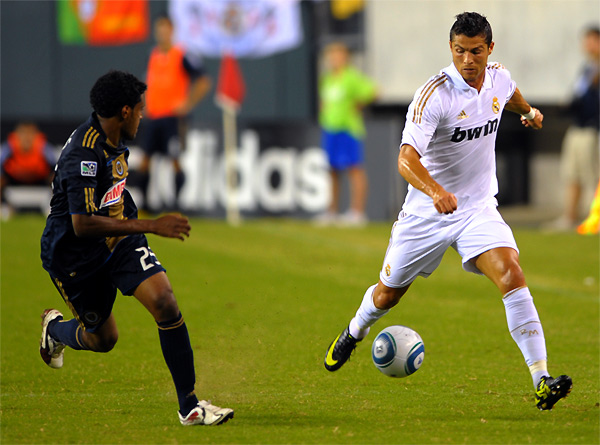 Photo By Earl Gardner