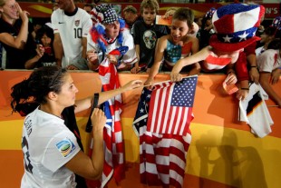 More Le Talk, USWNT blasts Mexico, more news