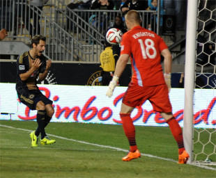 In Pictures: Union 3-5 Revolution