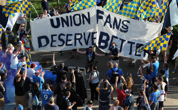 Photo by Earl Gardner