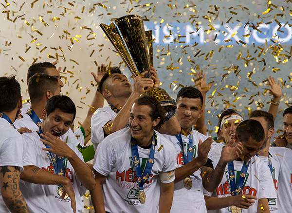 Photo by Earl Gardner