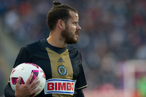 Photo by Earl Gardner