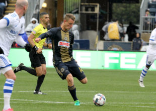News roundup: Union surge, league roundups, Gold Cup calling, more