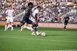 News roundup: Union win, MLS week 32 action, Liverpool thrash Manchester United