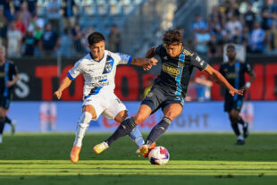 Quinn Sullivan keeps the ball after a challenge from C.F. Monterrey.