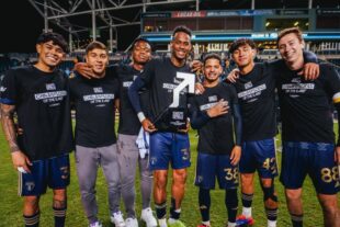 L-R: Jamir Berdecio (Bolivia), Leandro Soria (Argentina), Randy Meneses (Ecuador), Jose Riasco (Venezuela), Giovanny Sequera (Venezuela), Carlos Rojas (Venezuela), Kyle Tucker (England).