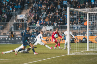 Tai Baribo slots home his third goal of the night, securing his hat trick.