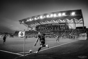 Philadelphia Union left back Kai Wagner plays a corner kick into the box in the first half of the Union’s 4-0 win over the Chicago Fire at Subaru Park on Saturday night, August 23, 2025. (Kyle Grantham/The Philly Soccer Page)